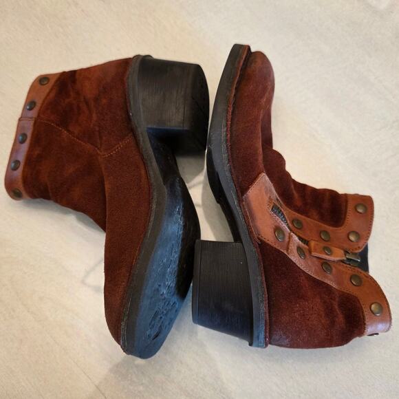 Fly London Duke Women's Ankle Boot Distressed Suede Leather Rust SZ 36 Studs - Picture 3 of 8